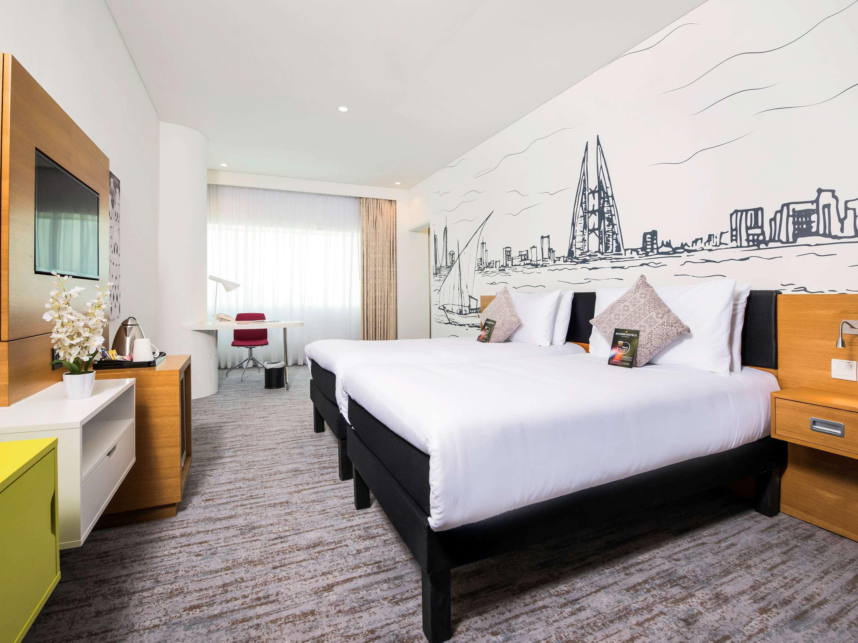 Hotel Ibis Styles Manama Diplomatic Area Extérieur photo