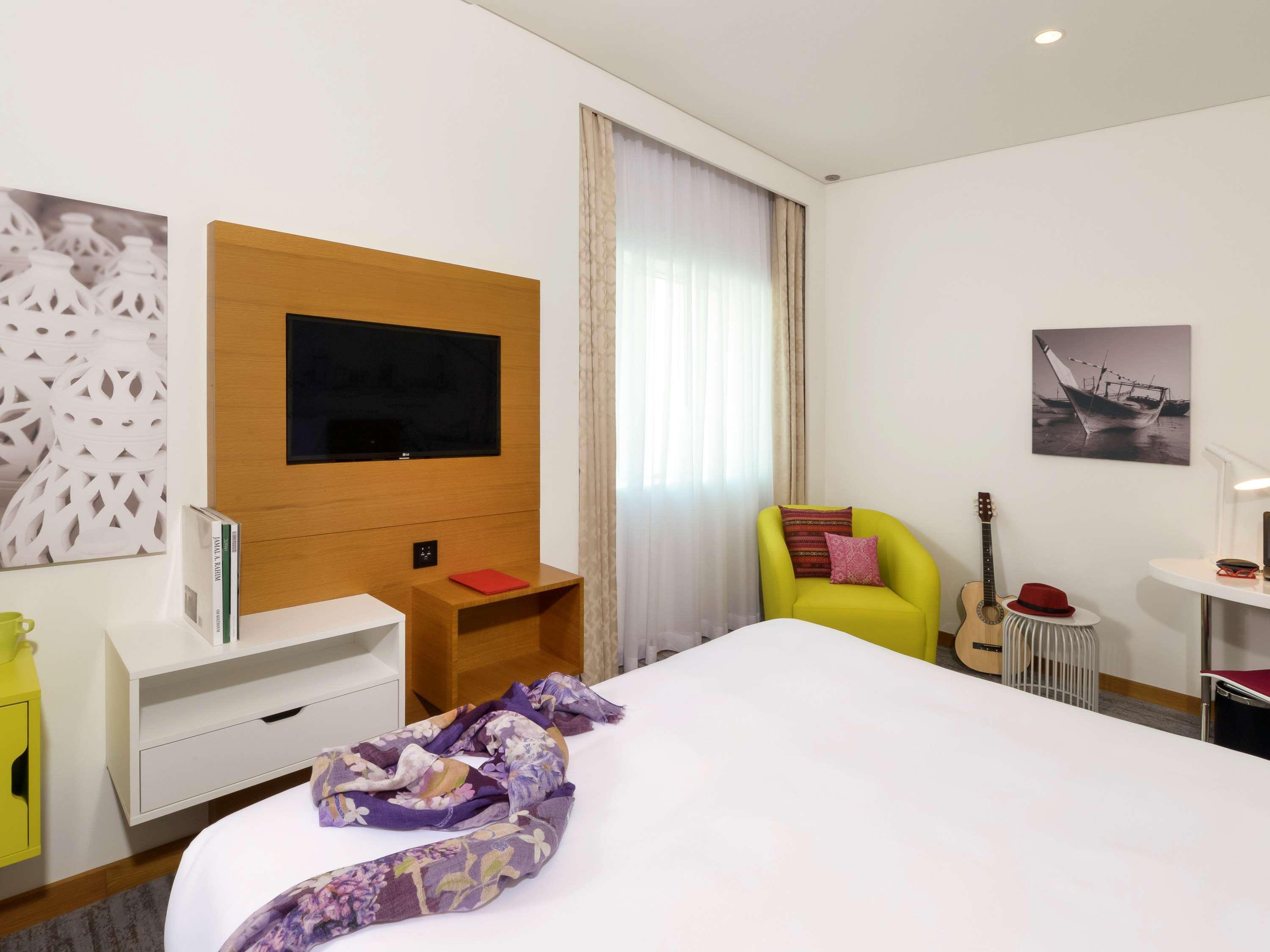 Hotel Ibis Styles Manama Diplomatic Area Extérieur photo