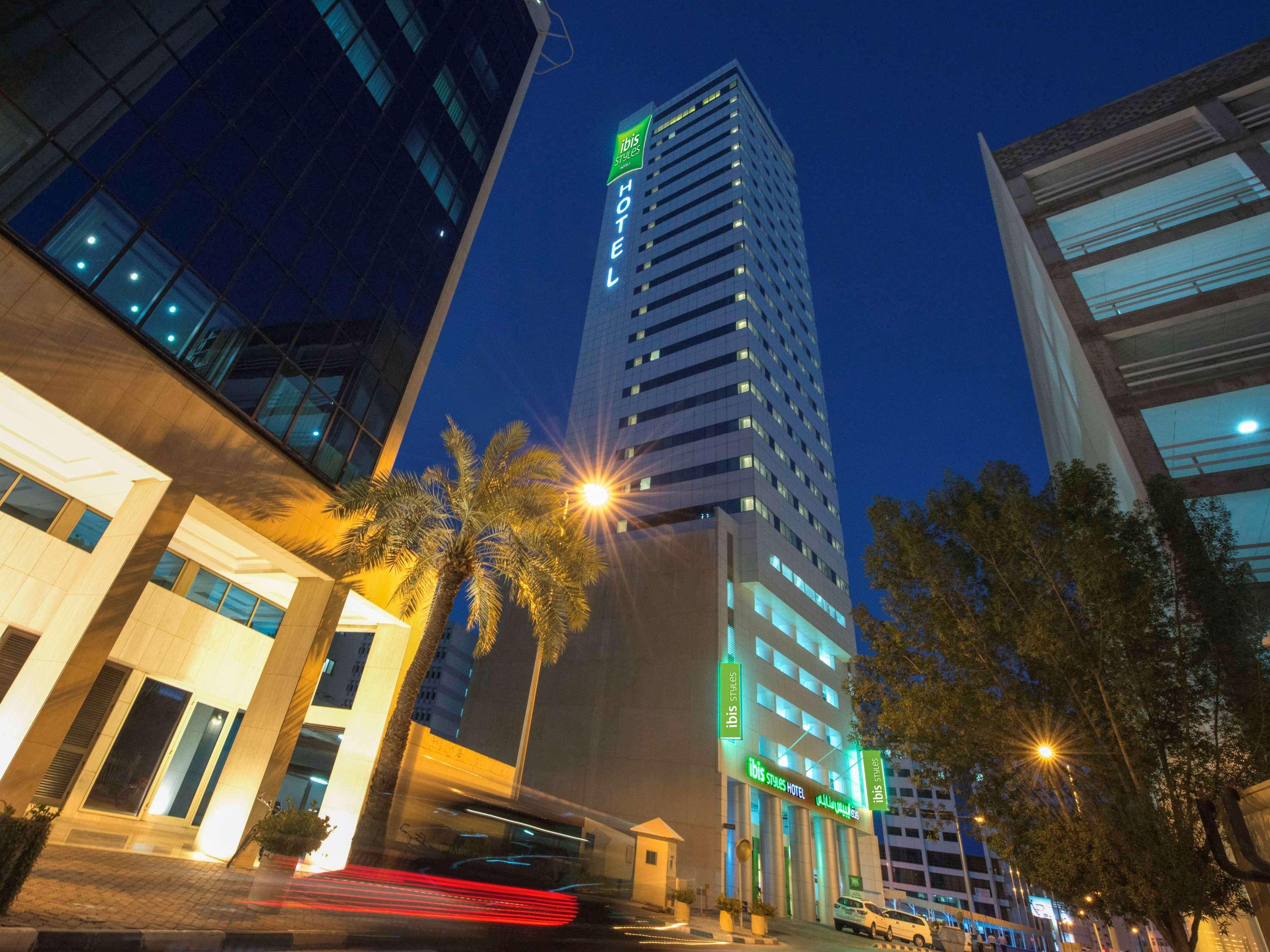 Hotel Ibis Styles Manama Diplomatic Area Extérieur photo