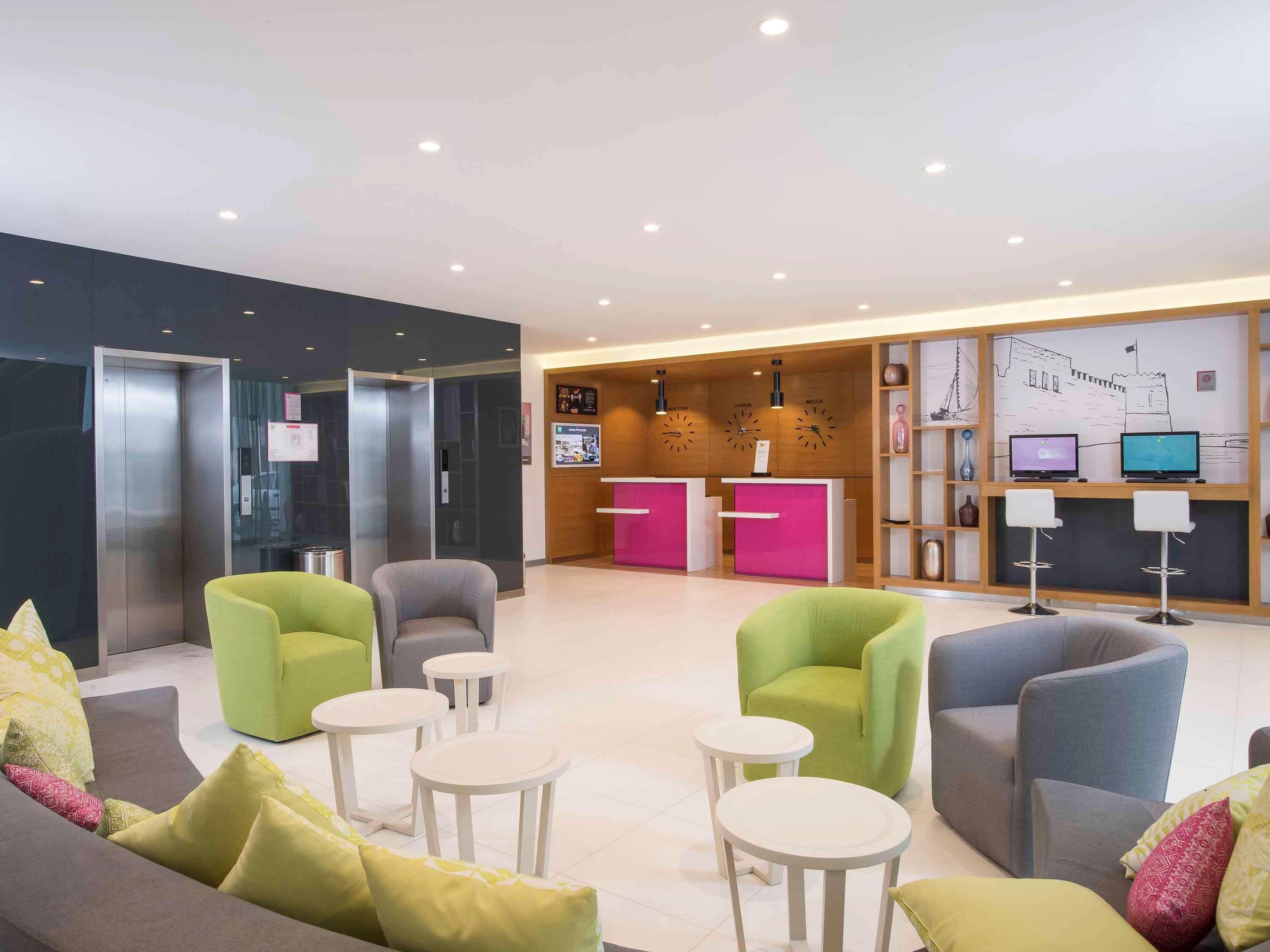 Hotel Ibis Styles Manama Diplomatic Area Extérieur photo