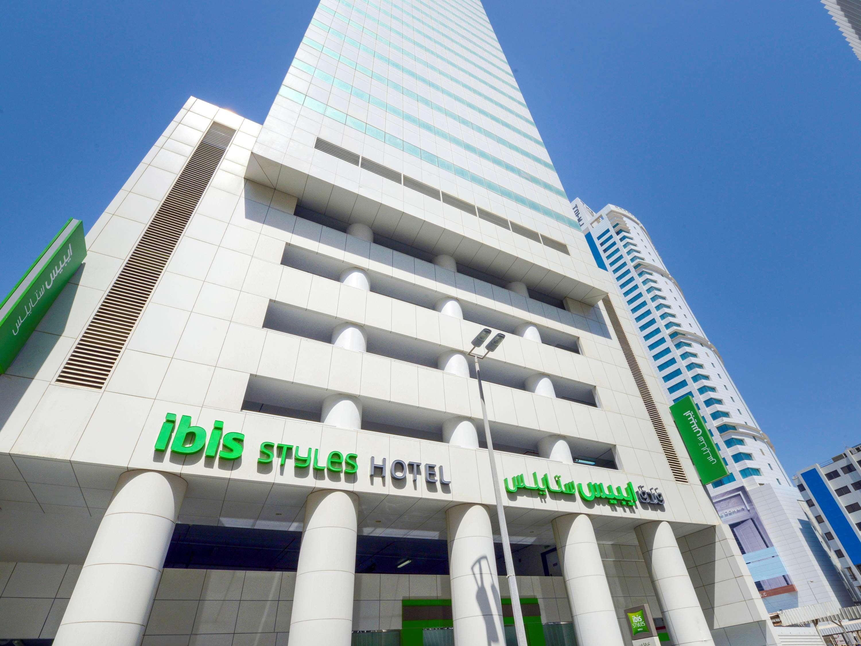 Hotel Ibis Styles Manama Diplomatic Area Extérieur photo