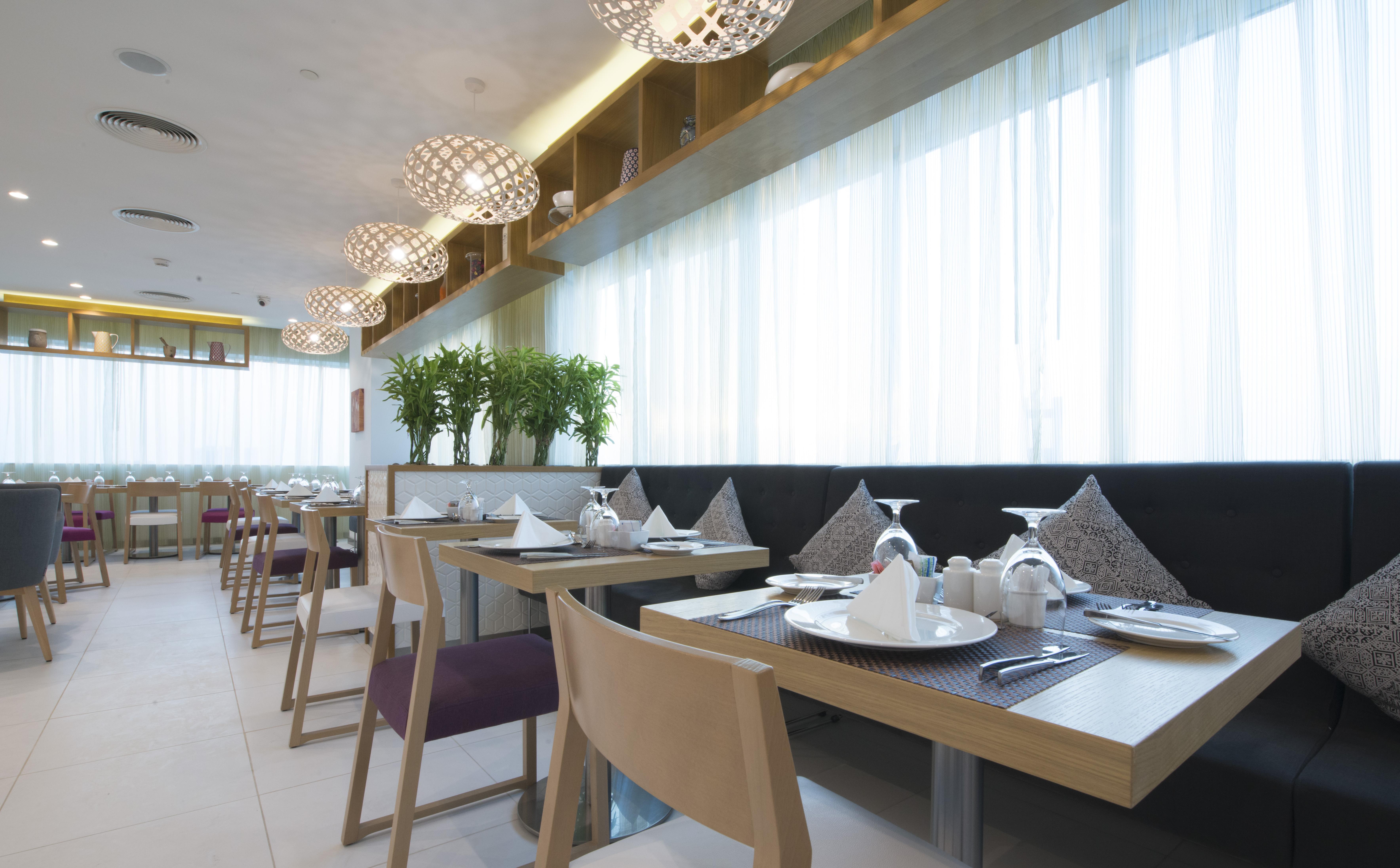 Hotel Ibis Styles Manama Diplomatic Area Extérieur photo