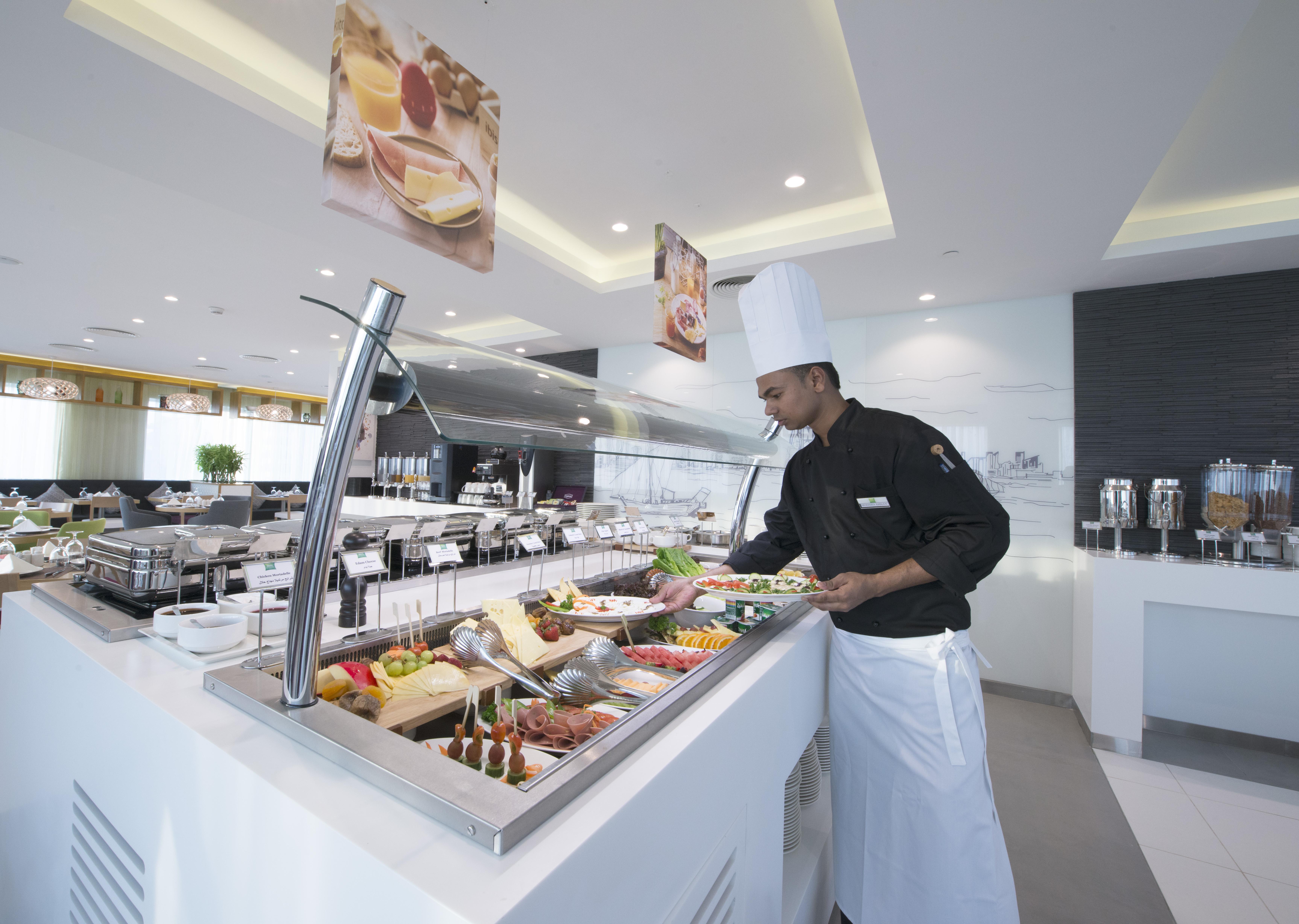 Hotel Ibis Styles Manama Diplomatic Area Extérieur photo