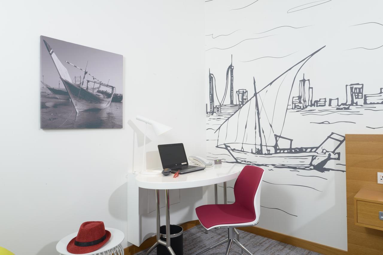 Hotel Ibis Styles Manama Diplomatic Area Extérieur photo