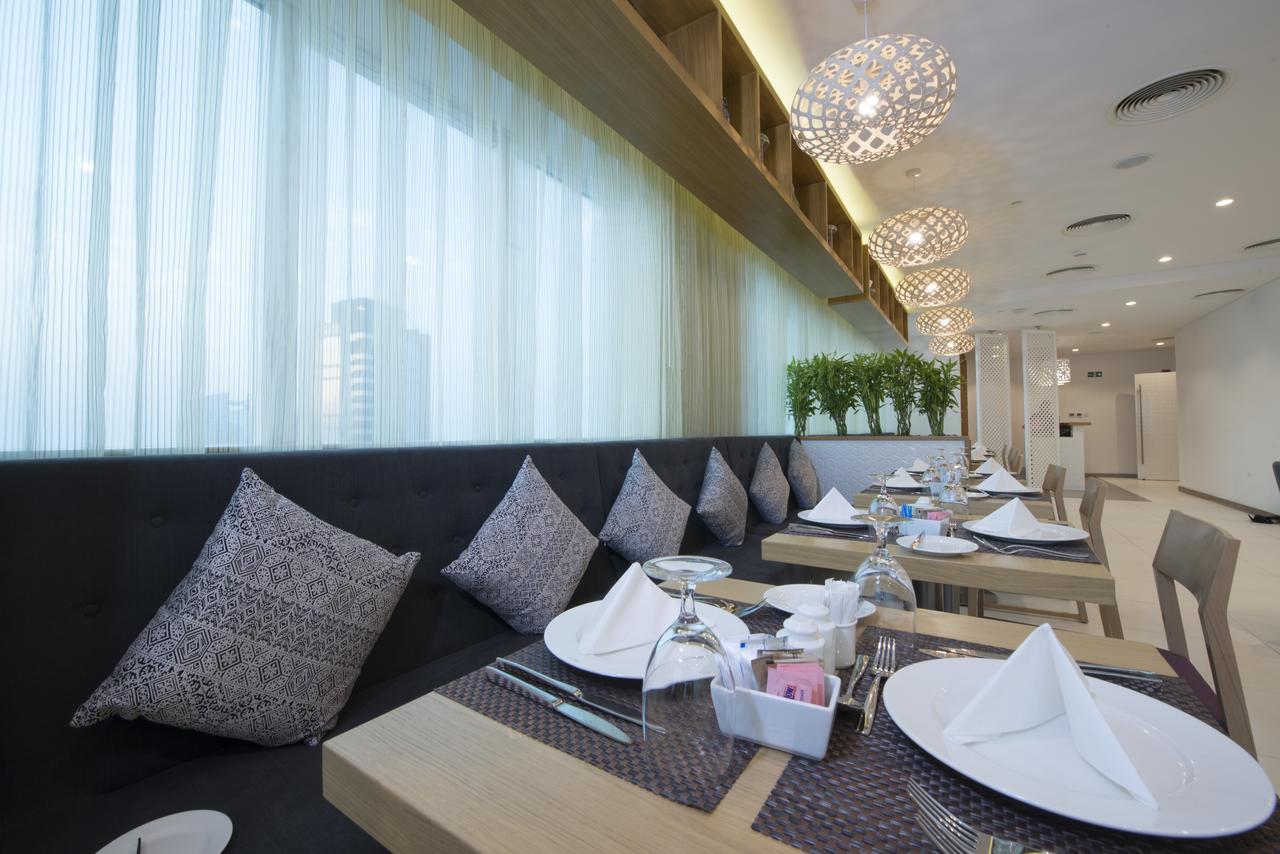 Hotel Ibis Styles Manama Diplomatic Area Extérieur photo